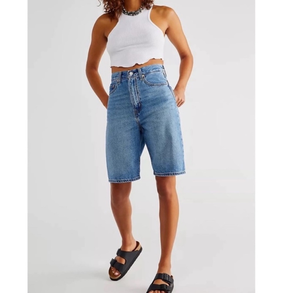 Levi’s Premium High Loose Bermuda Denim Shorts size 24
